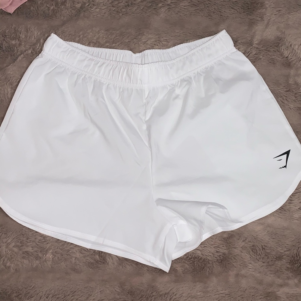 White gymshark shorts